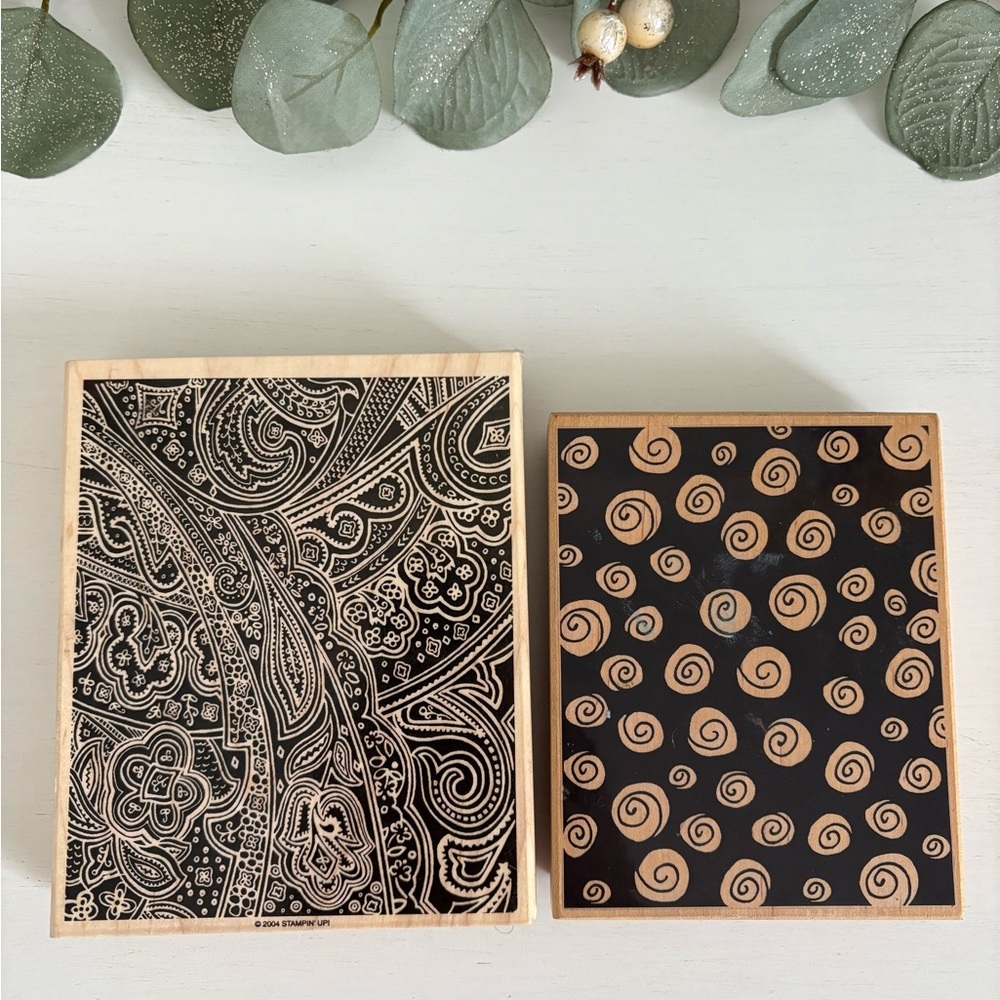 2 Large Wood Rubber Background Stamps
